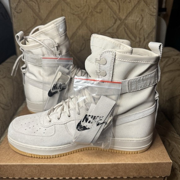 NIKE‎ SF AF1 SPECIAL FIELD "STRING" SIZE 11.5 DS 864024-200 NEW NO BOX - Picture 3 of 8